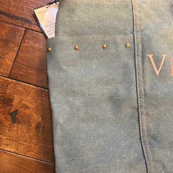 Victoria's Secret NWT Beach Casual Denim Tote Large Travel Weekend Shoulder Bag - Picture 3 of 9